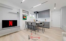 Home Sofia Room 4 - 5Min Station -By Easylife Swiss